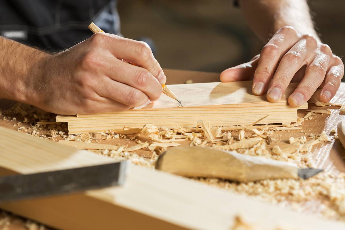 DIY Project Beginner Woodworking How To: 7 Proven Steps to Avoid Frustrating First-Cut Failures